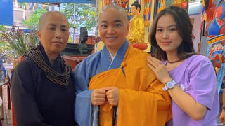 Nghĩa đồng bào trên xứ hoa anh đào