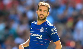Chelsea đứng trước nguy cơ mất Fabregas với giá… 0 đồng