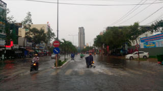 Cần Thơ: Trận mưa kéo dài hơn 3 giờ gây ngập nhiều tuyến đường