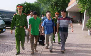 Thanh Hóa: Di lý thành công 4 đối tượng có lệnh truy nã từ phía Nam về 'quy án'