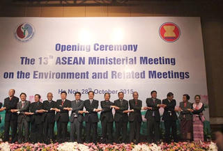 Bảo vệ môi trường, bảo vệ sức khỏe của nhân dân