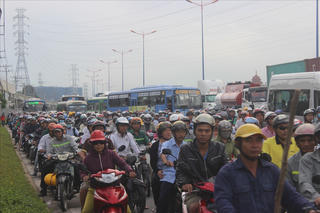 Từng bước hạn chế phương tiện cá nhân