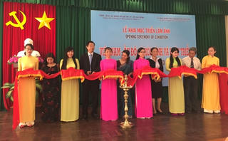 Triển lãm ảnh ‘Việt Nam - Ấn Độ: Vì hòa bình và phát triển’