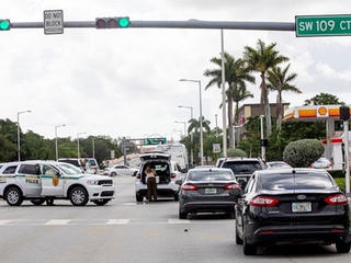 Mỹ: Tấn công bằng súng trong lễ mừng tốt nghiệp ở Miami