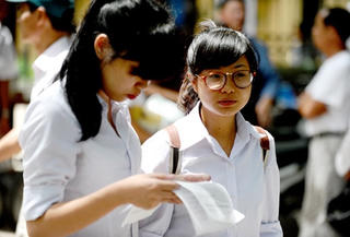 Kết thúc xét tuyển NV1:  Mong manh ranh giới  đỗ, trượt