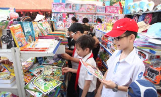 Sách cho thiếu nhi: Thừa và thiếu