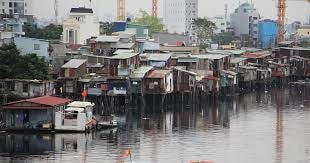 TP Hồ Chí Minh: Nỗ lực di dời nhà ven kênh rạch