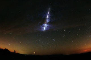 Cuối tuần, người yêu thiên văn có thể đón xem mưa sao băng Lyrids