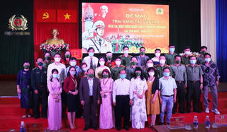 Bế mạc trại sáng tác văn học về 'Hình tượng người chiến sĩ CSND'