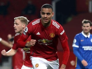 M.U ngược dòng giành chiến thắng nhọc nhằn tại Old Trafford