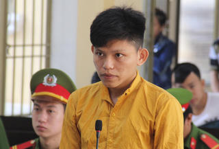 Đâm chết người khi đi đám cưới, lãnh án hơn 11 năm tù