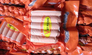 Xử lý nghiêm sai phạm trong kiểm tra sản phẩm xúc xích Vietfoods