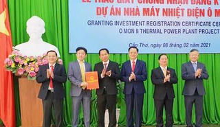Trao giấy chứng nhận đăng ký đầu tư dự án Nhà máy nhiệt điện Ô Môn II