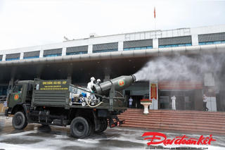 Bí thư Hà Nội phủ nhận tin đồn phong tỏa thành phố