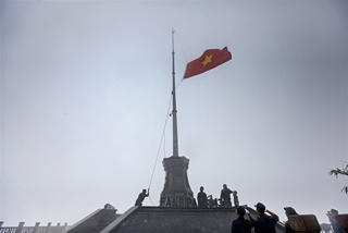 Nhất định phải đến Fansipan để… chào cờ