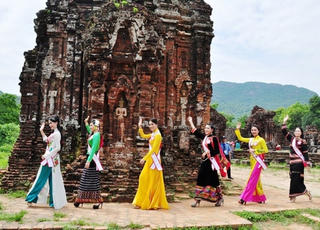‘Du lịch miền Trung – Tây Nguyên hướng tới đẳng cấp thương hiệu’