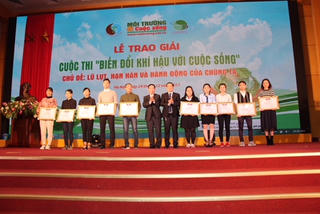 Lễ trao giải Cuộc thi ‘Biến đổi khí hậu với cuộc sống’