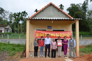 Xuân đem niềm vui tới