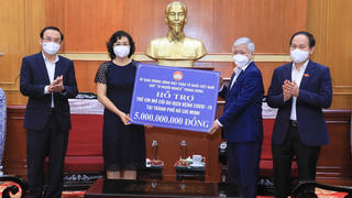 Cầu nối của những tấm lòng nhân ái