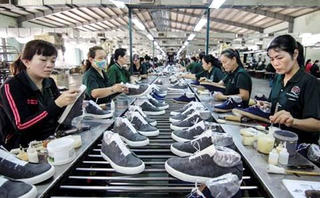 Gỡ nút thắt nguyên liệu ngành da giày