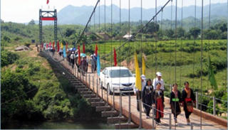 Xây cầu dân sinh, cải tạo đường địa phương