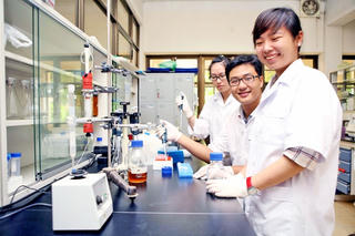 8 đề tài xuất sắc trong Chương trình Vườn ươm Sáng tạo Khoa học và Công nghệ trẻ