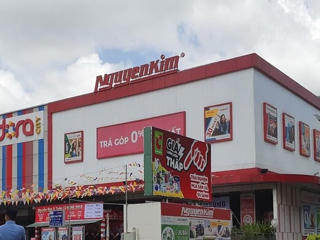 Phong tỏa tài khoản của Công ty cổ phần thương mại Nguyễn Kim