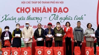 Chợ Tết nhân đạo - Tết ấm yêu thương