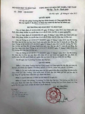 Khi trường đại học kinh doanh được đào tạo bác sĩ