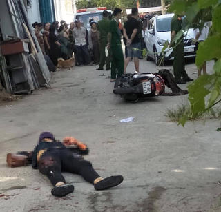 Nghệ An: Một phụ nữ bị đâm tử vong giữa đường