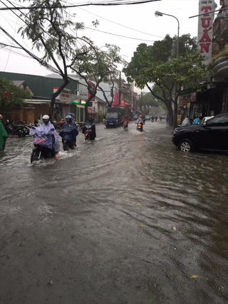 Thừa Thiên - Huế trước nguy cơ ngập lụt do nước sông Hương lên cao