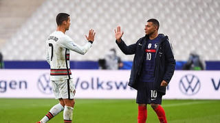 Juventus gây sốc với kế hoạch đổi C.Ronaldo lấy Mbappe