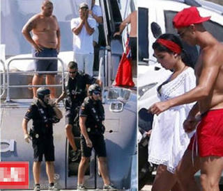 Cảnh sát biển chặn du thuyền của Ronaldo