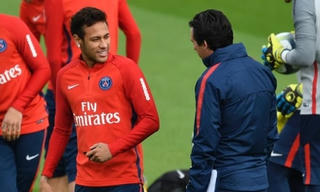 Neymar mệt mỏi vì giáo án của HLV