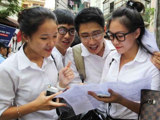Các trường đại học công bố điểm nhận hồ sơ xét tuyển