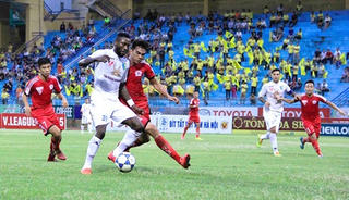 Vòng 2 Toyota V-League 2016: Những 'cuộc chiến' ở đỉnh và đáy