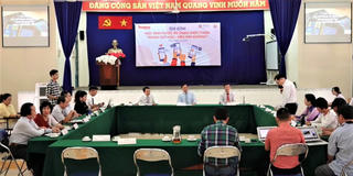 Tranh luận có nên cho học sinh sử dụng điện thoại ?