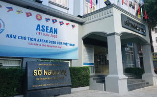 ‘Vỡ trận’ thu hút nhân tài ở tỉnh Phú Thọ: Tiến thân với bằng tiến sĩ không được công nhận