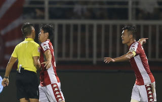 V.League 2020: Căng thẳng, kịch tính những vòng cuối