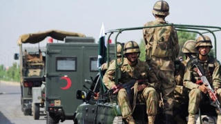 Pakistan: Tấn công xe buýt khiến 14 người thiệt mạng
