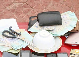 Phá ổ bạc 'khủng', bắt 17 đối tượng