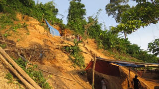 Vào A Vao gặp phu vàng trẻ em
