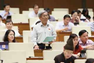 Xây dựng lực lượng dân quân tự vệ vững mạnh