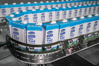 Vinamilk 3 năm liền dẫn đầu danh sách 40 thương hiệu công ty giá trị nhất Việt Nam