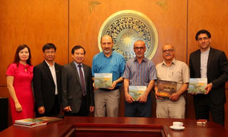 Đoàn làm phim Iran đã tới Việt Nam