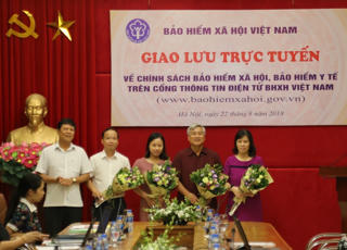 Giao lưu trực tuyến về chính sách bảo hiểm xã hội, bảo hiểm y tế