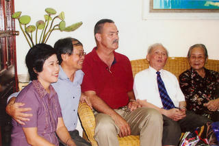 Frederic Whitehurst, cựu binh Mỹ từng trao trả Nhật ký Đặng Thùy Trâm: Năm lần tới Việt Nam