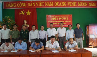 Tuyên truyền pháp luật về biển cho ngư dân xã Bình Châu
