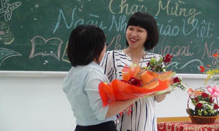 Xao nhãng đạo đức làm thầy