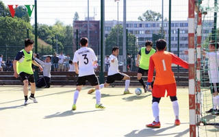 Sôi nổi giải bóng đá thanh niên - sinh viên Việt Nam mở rộng tại Séc